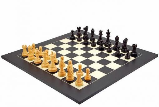 Schachensemble "Frankfurt" Schachbrett aus Ahornholz und Schachfiguren aus Buchsbaumholz